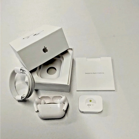 Apple Airpods Pros (2ND GENERATION)